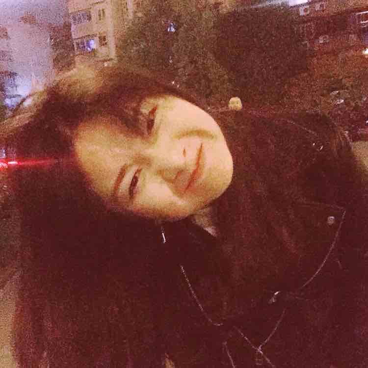 成都首创画室罗敏